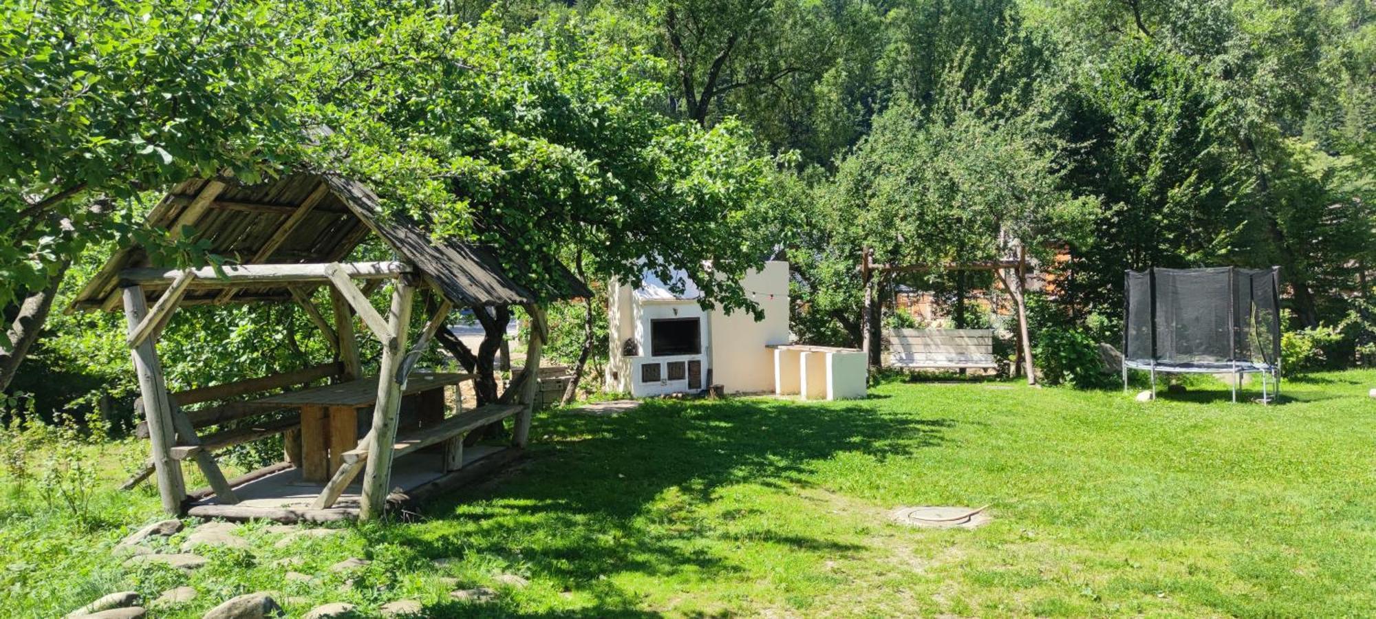 Arnika Tatariv Hotel Екстериор снимка