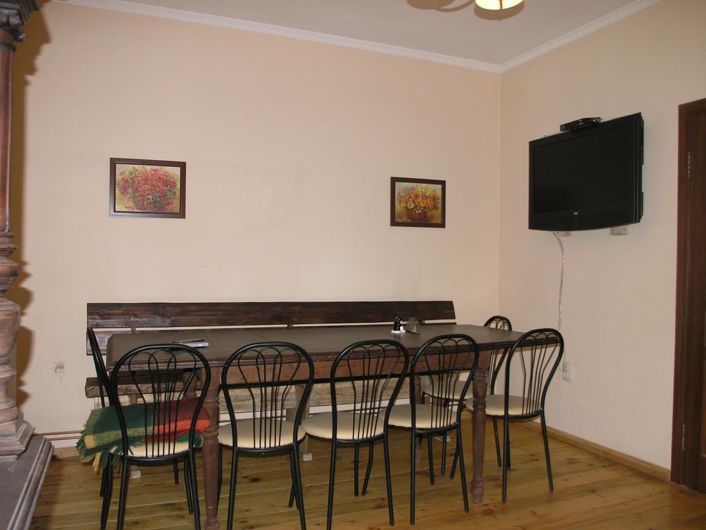 Arnika Tatariv Hotel Екстериор снимка